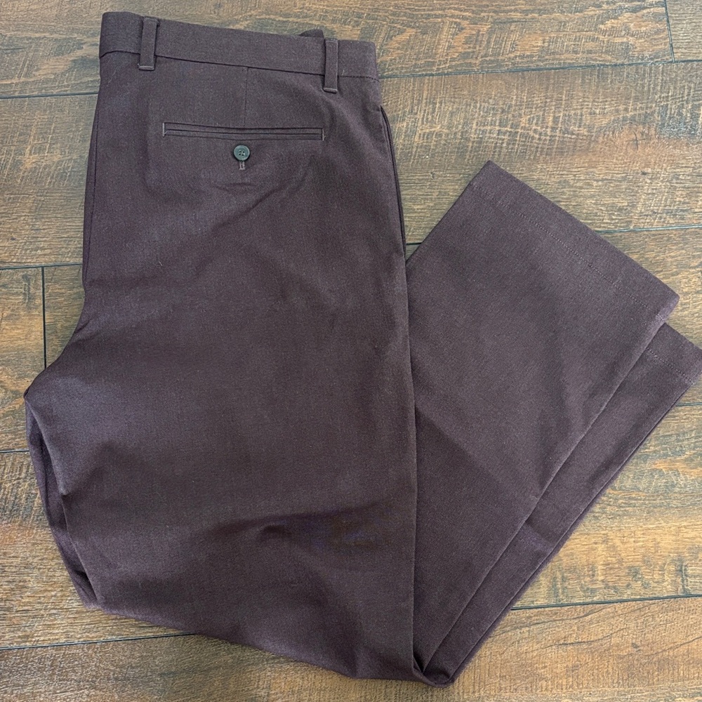 Men’s Banana Republic Maroon Pants